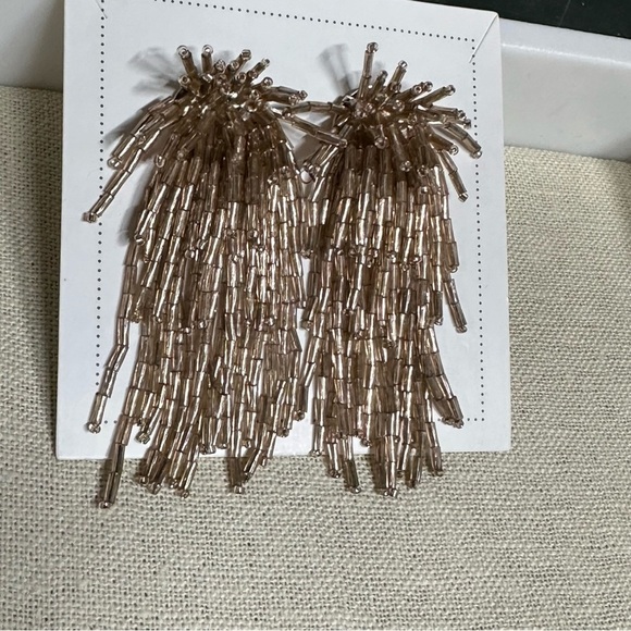 Stella & Dot Fireworks Beaded Post Statement Earrings Champagne Golden NEW - Picture 6 of 10